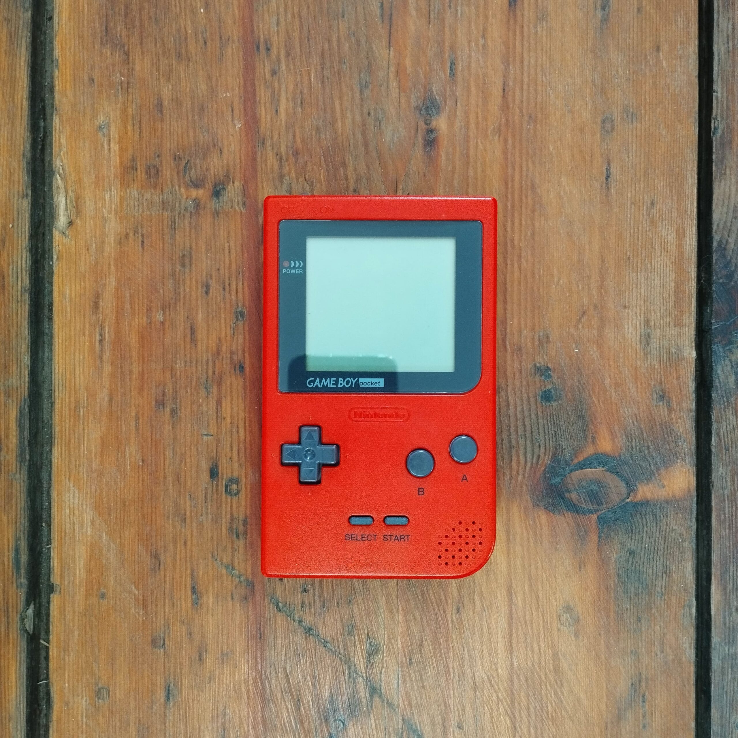 Nintendo Gameboy Pocket rosso con 3 giochi - TricicloBergamo